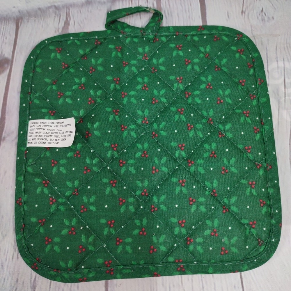 Christmas Kitchen Hand Towel and Potholder Red Green White by B&D - Picture 5 of 5